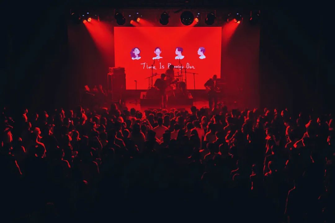 2022时间不够以后 「爱人走了 不要再挽留」- 郑州站