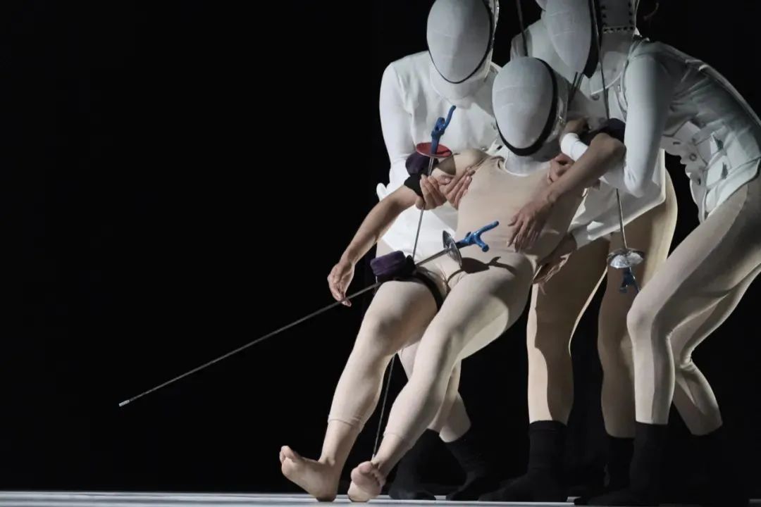 2022侯莹舞蹈剧场作品《消失》-珠海站 2022侯莹舞蹈剧场作品《消失》-珠海站