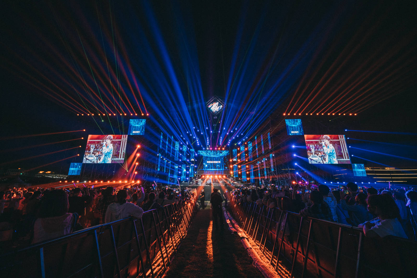 2022成都鲸音音乐嘉年华阵容安排+门票价格