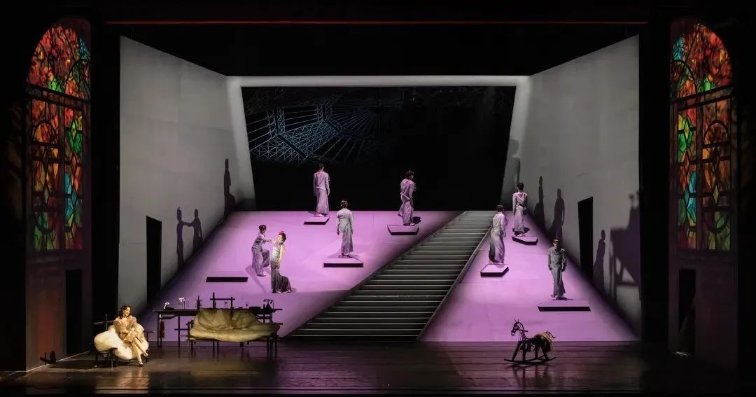 2022金星首部自导自演作品舞台剧《日出》-武汉站 2022金星首部自导自演作品舞台剧《日出》-武汉站