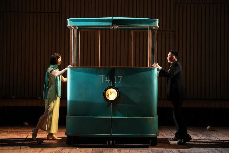 2022国家大剧院制作话剧《十字街头》-北京站