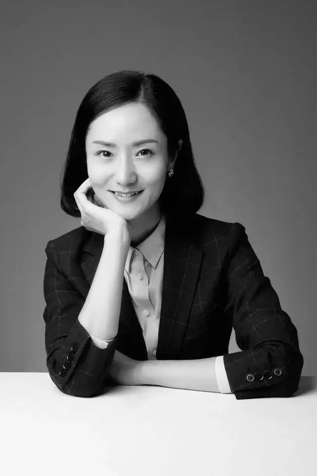 2022丁一滕导演·屈楚萧主演话剧《我是月亮》 -杭州站