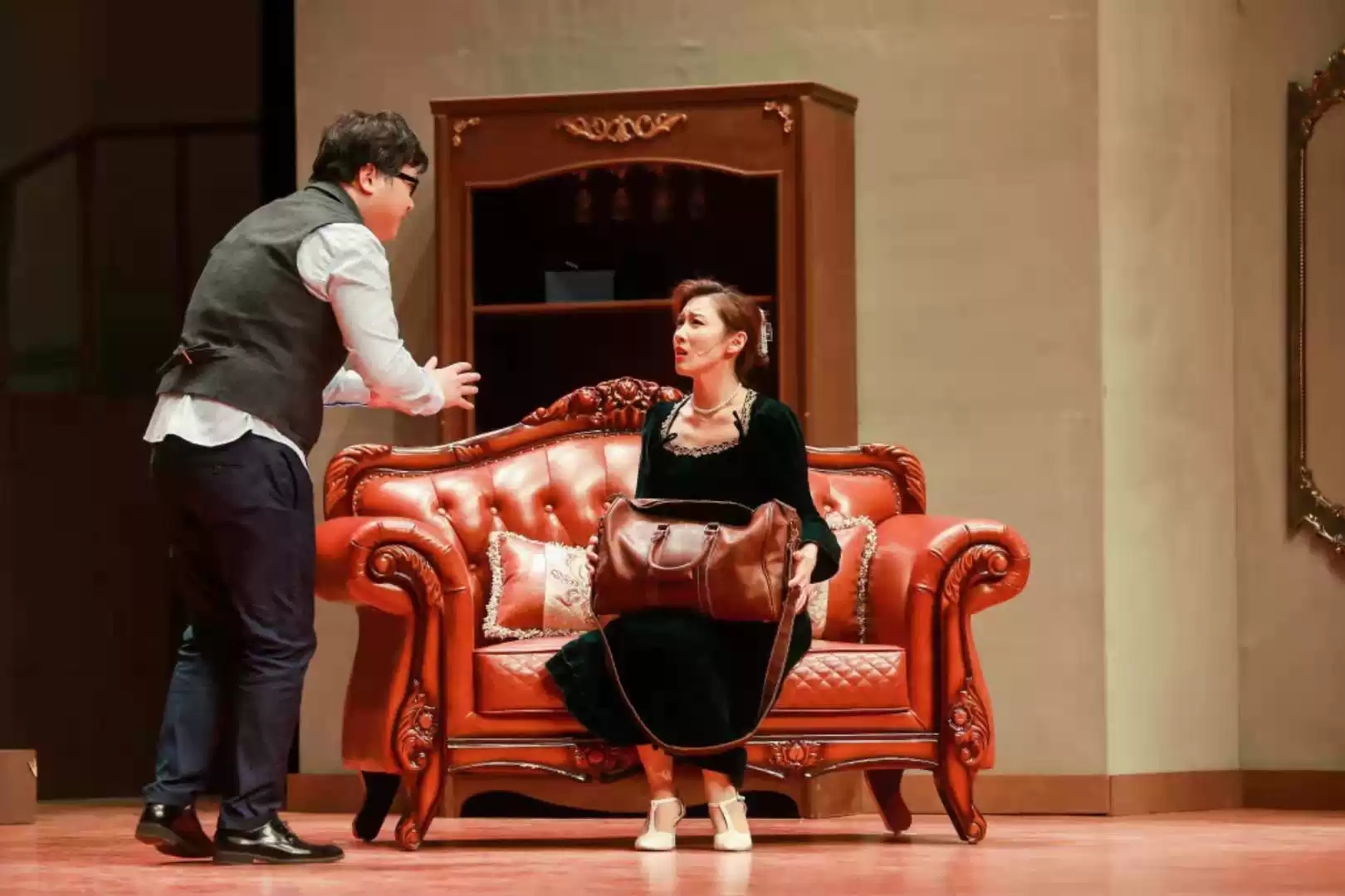 2022英式经典喜剧《飞来横财》-南通站