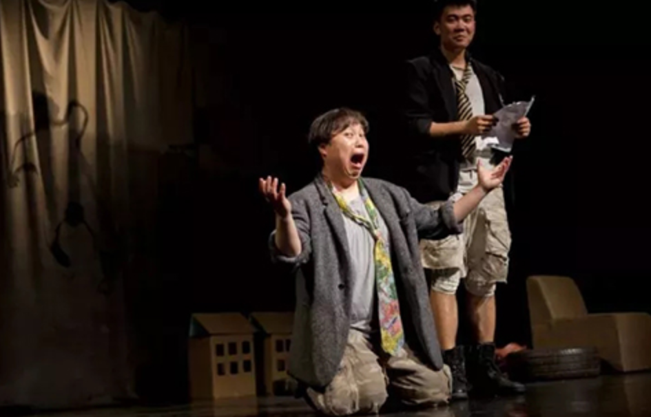 2022话剧《两只狗的生活意见》东莞站门票价格、时间、地点 2022话剧《两只狗的生活意见》东莞站门票价格、时间、地点