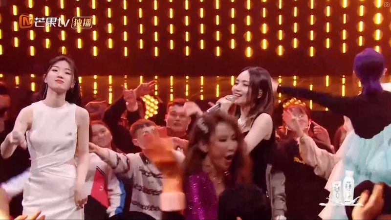 声生不息｜主持王祖蓝义务兼任监制　“宣传港乐比酬劳更重要”