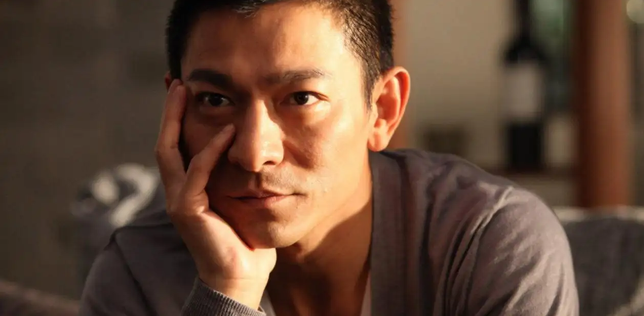 刘德华演过多少部电影? 刘德华演过多少部电影?