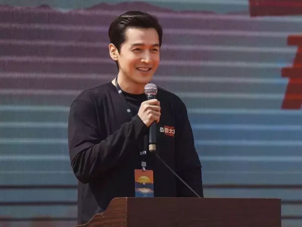 影视｜胡歌新剧“县委大院”开机 梅县长很有央视风