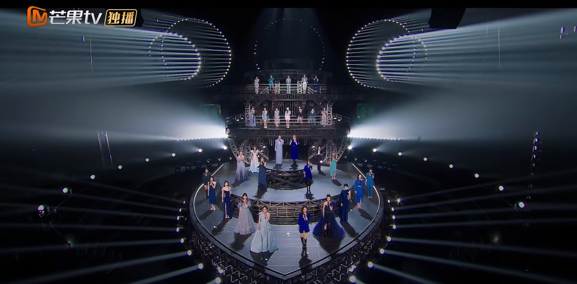 乘风破浪 | Jessica郑秀妍受力捧? 主题曲MV令吴谨言沦为配角 乘风破浪 | Jessica郑秀妍受力捧? 主题曲MV令吴谨言沦为配角