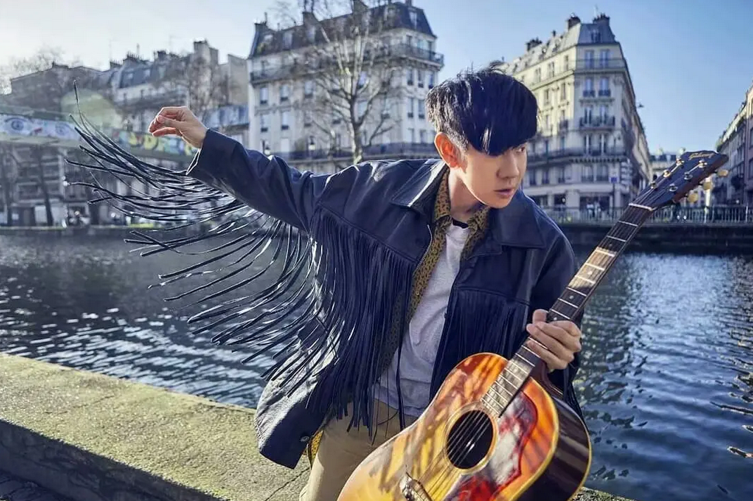 林俊杰成名曲是哪一首? 林俊杰成名曲是哪一首?