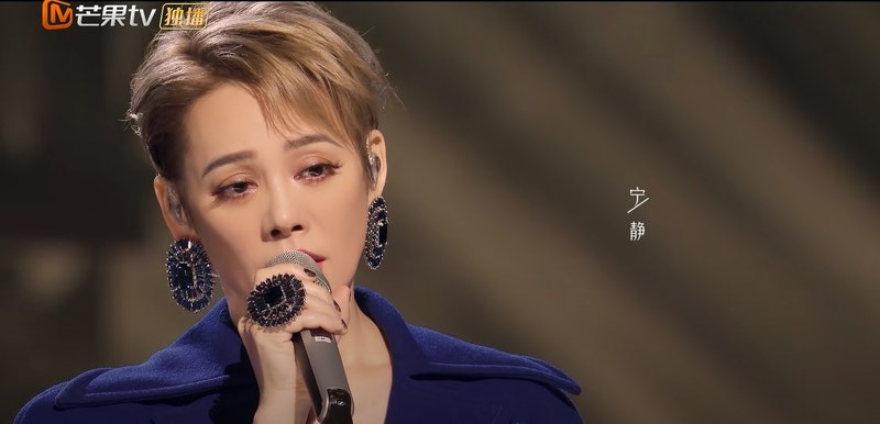 乘风破浪 | Jessica郑秀妍受力捧? 主题曲MV令吴谨言沦为配角 乘风破浪 | Jessica郑秀妍受力捧? 主题曲MV令吴谨言沦为配角