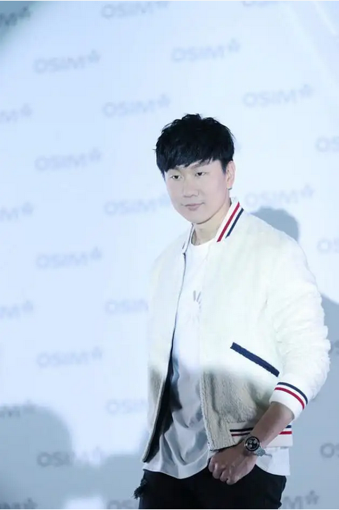 林俊杰成名曲是哪一首? 林俊杰成名曲是哪一首?