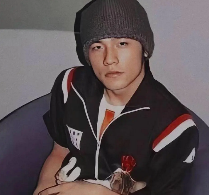 周杰伦专辑《叶惠美》(周杰伦第四张专辑) 周杰伦专辑《叶惠美》(周杰伦第四张专辑)