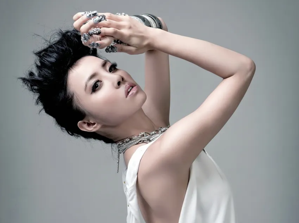 如何评价蔡依林专辑《呸》? 如何评价蔡依林专辑《呸》?