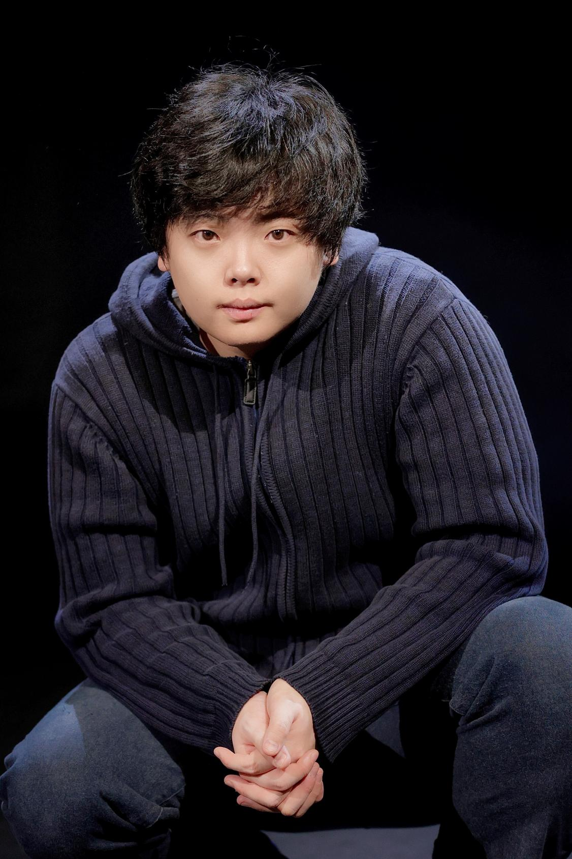 2022鼓楼西戏剧·丁一滕导演·屈楚萧领衔主演话剧《我是月亮》-郑州站