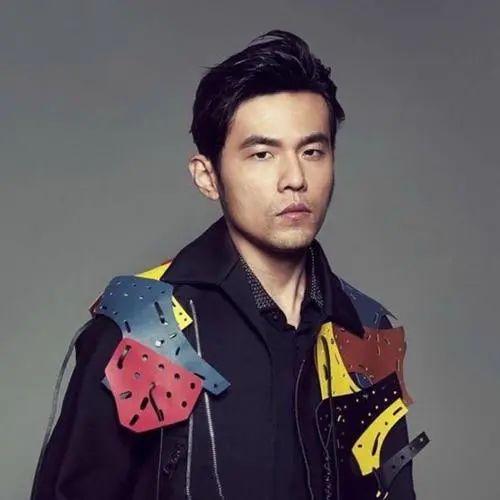 周杰伦的《我不配》到底说了什么故事? 周杰伦的《我不配》到底说了什么故事?