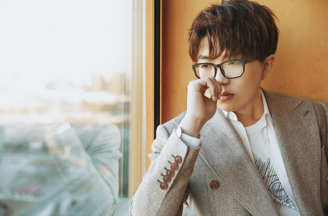 如何评价毛不易的歌曲《消愁》? 如何评价毛不易的歌曲《消愁》?