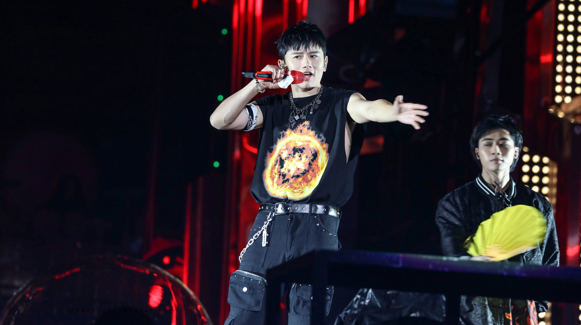 张杰为什么出道多年仍然这么火? 张杰为什么出道多年仍然这么火?