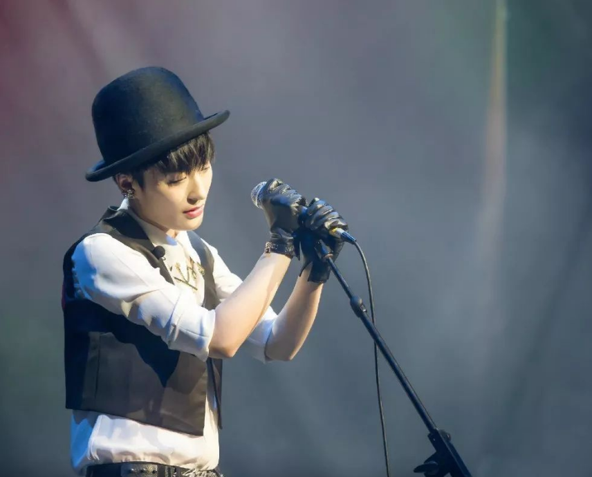 2022曾轶可天津演唱会门票价格+时间+地点 2022曾轶可天津演唱会门票价格+时间+地点