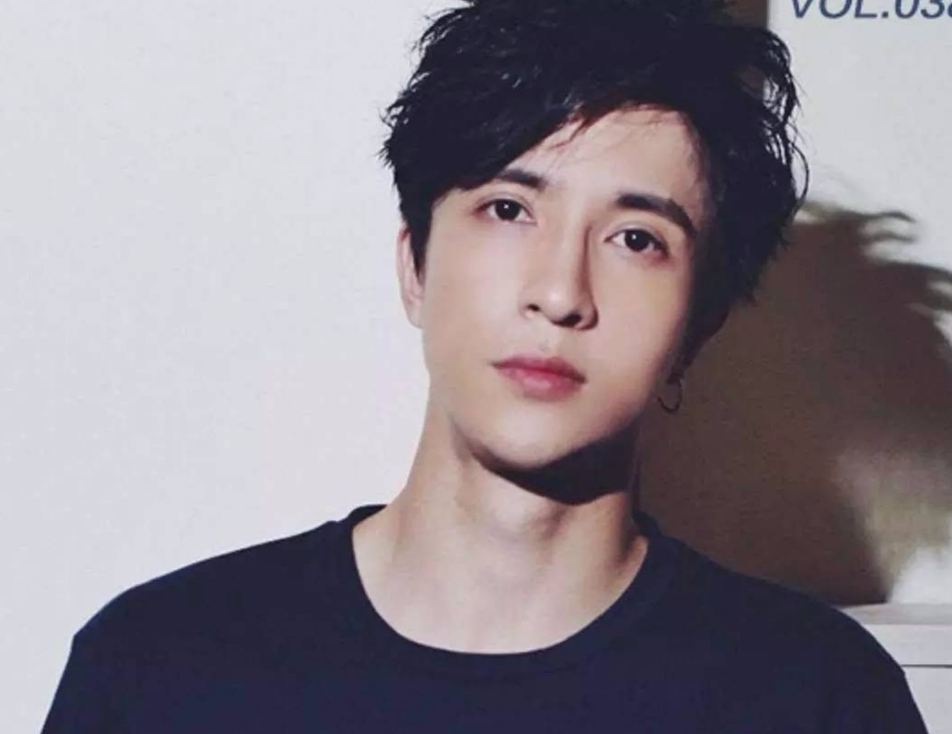 2022薛之谦南京演唱会（门票价格+时间地点）