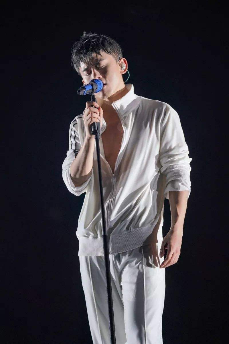 2023张杰哈尔滨演唱会门票价格是多少？（演出时间）