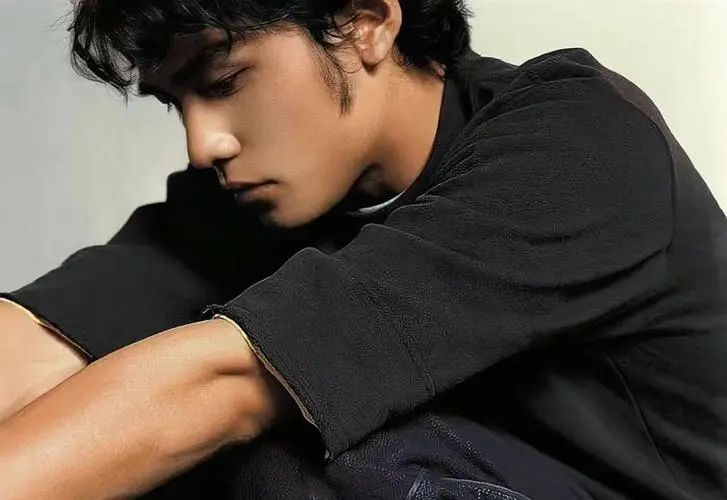 《鞋子特大号》是周杰伦哪张专辑的歌曲? 《鞋子特大号》是周杰伦哪张专辑的歌曲?