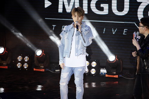 2022赵泳鑫Steelo 「日落派对」全国巡演-广州站 2022赵泳鑫Steelo 「日落派对」全国巡演-广州站