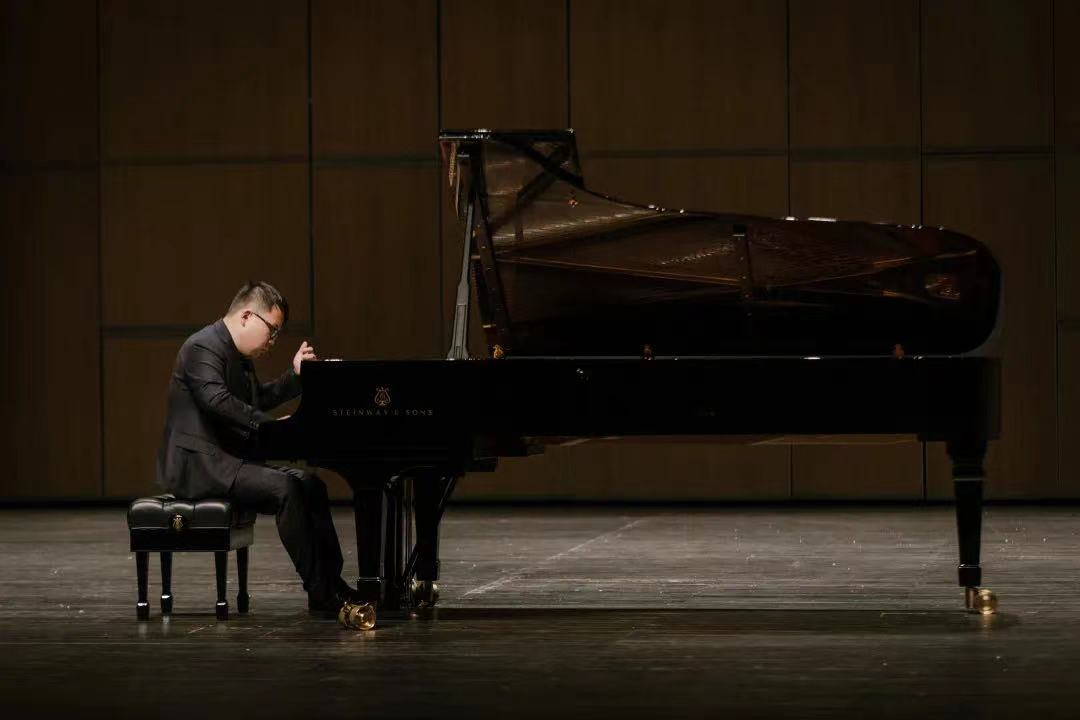2022利兹国际钢琴大赛大奖得主 ——王心源钢琴独奏音乐会 郑州大剧院 山河艺术节