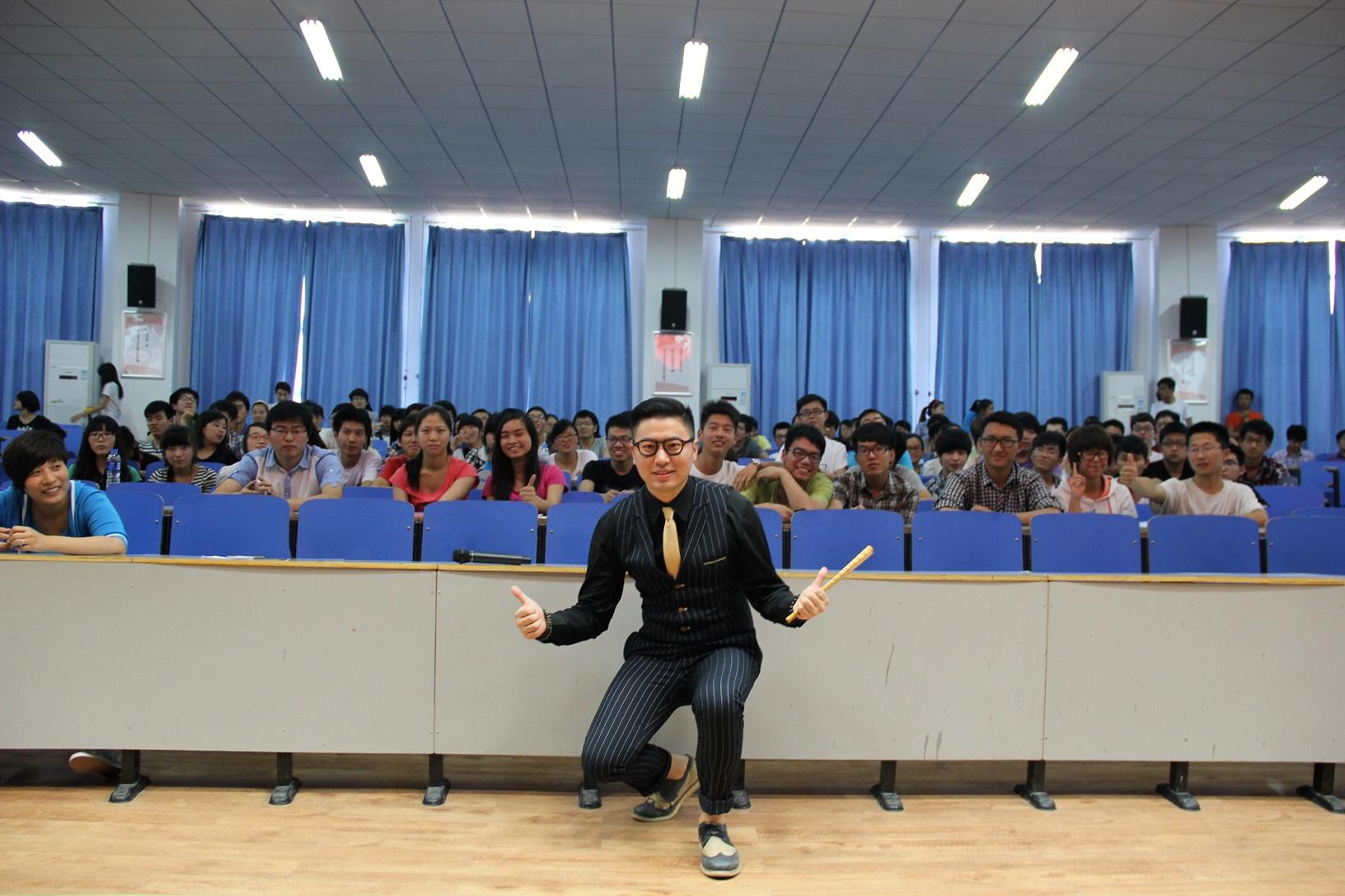 2022蔡志鑫郑州脱口秀时间、地点、门票价格