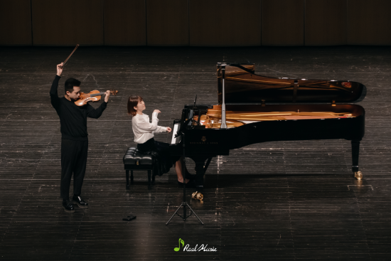 2022《桂冠之声 | 孤岛与挚爱 谢子薇 何枢聪 重奏音乐会》 郑州大剧院 山河艺术节-郑州站