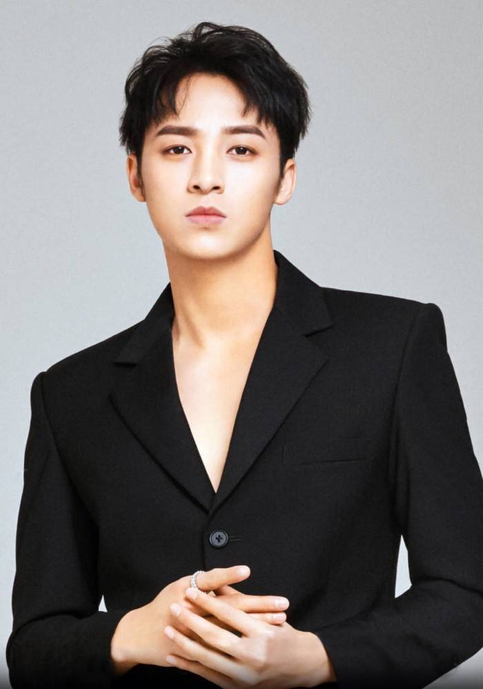 2022伍嘉成深圳演唱会门票在哪里购买？（演出时间）