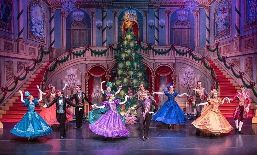 2023柴可夫斯基芭蕾作品新年音乐会《天鹅湖》《睡美人》《胡桃夹子》-北京站