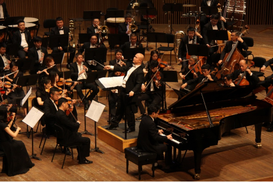 2023《爱的祝福》东方交响乐团新年音乐会-深圳站 2023《爱的祝福》东方交响乐团新年音乐会-深圳站