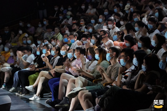 2023笑果脱口秀|《女儿红》小鹿个人脱口秀专场-深圳站