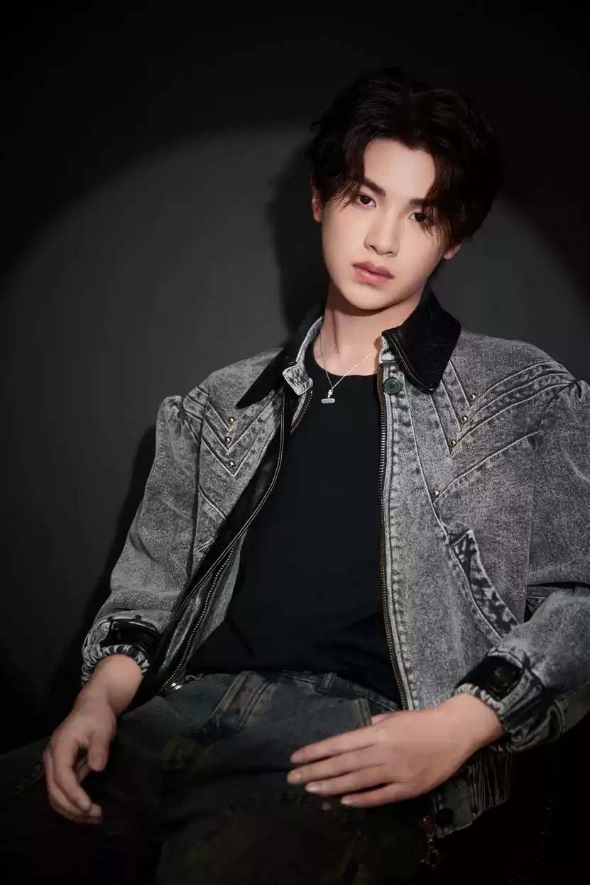 2023黄明昊“贾想世界”演唱会-广州站 2023黄明昊“贾想世界”演唱会-广州站