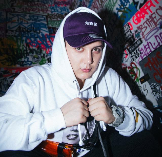 2023重庆逐光山海音乐节阵容有谁？票价多少？