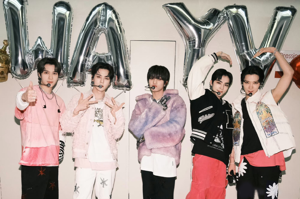 2023 WayV Fanmeeting Tour [Phantom] in HONG KONG