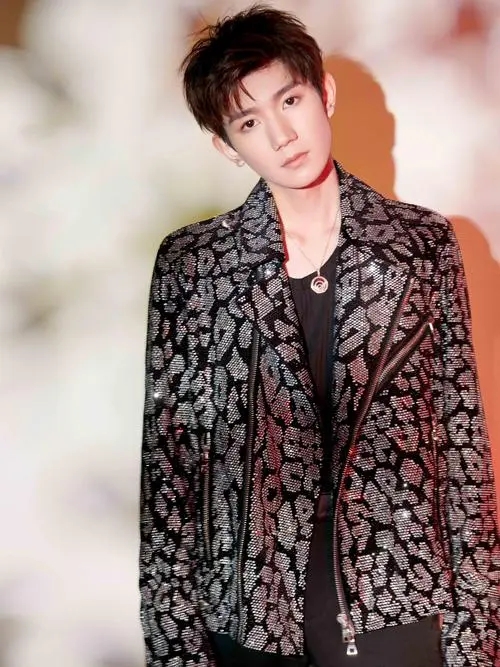 2023王源重庆演唱会（5月27日）什么时间开始售票？