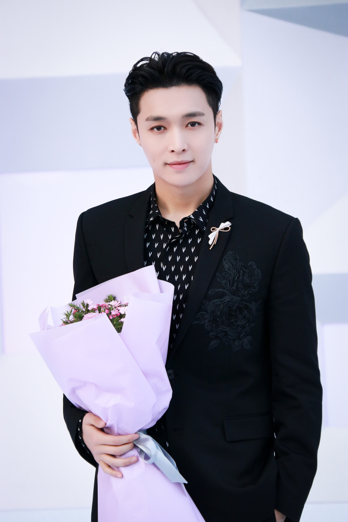 2023张艺兴深圳演唱会（8月5日）门票价格是多少？在哪买票？