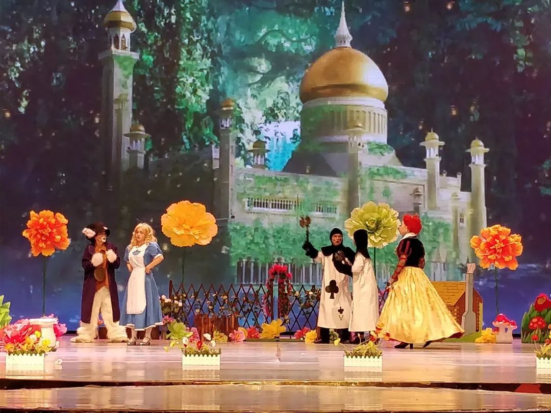 2023童话剧《爱丽丝梦游泡泡仙境》郑州站（6月10/24日）在线订票