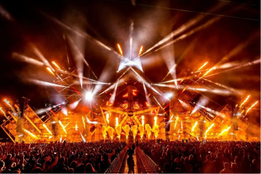 2023内蒙古赤峰乌兰布统国际音乐节