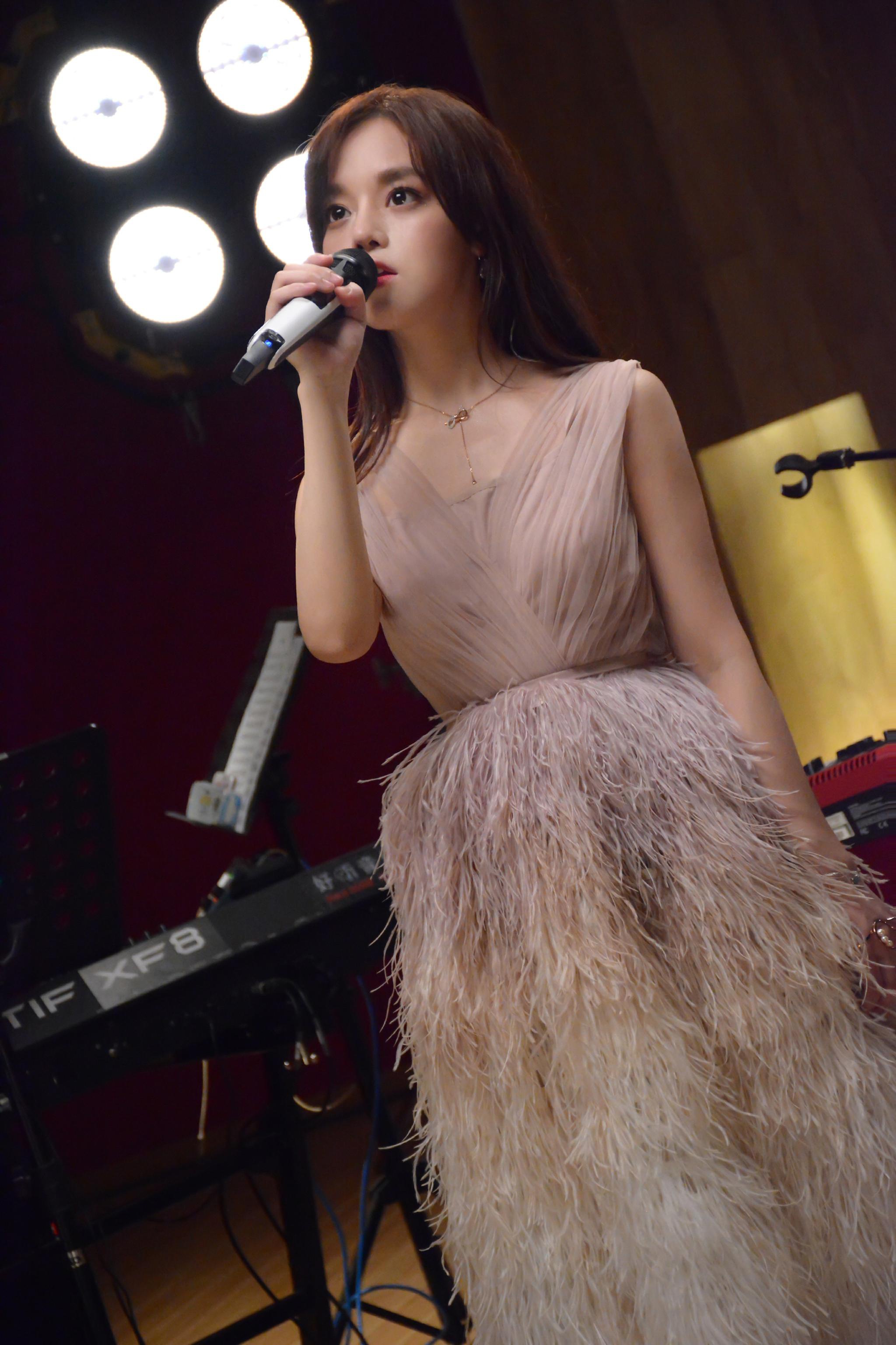 2023黄霄雲广州演唱会（8月19日）演出详情（时间、地点、票价）