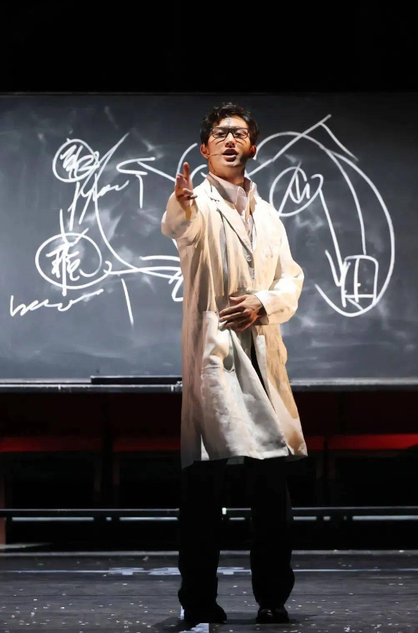 2023舞台剧《虚像的道化师》广州站(8月25/26日)时间、地点、门票价格 2023舞台剧《虚像的道化师》广州站(8月25/26日)时间、地点、门票价格