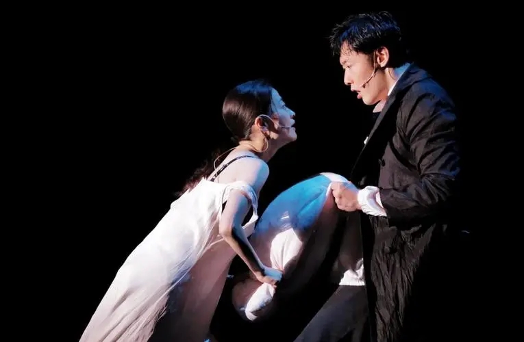 2023话剧《红与黑》上海站（11月16/17/18/19日）演出详情+订票入口