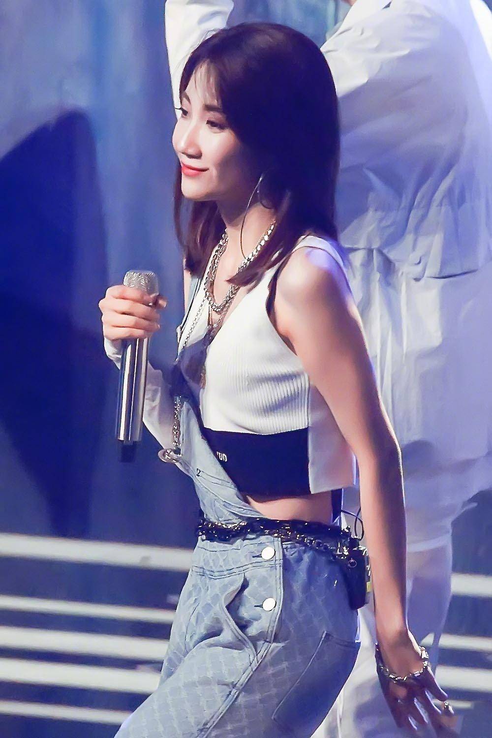 2023乃万成都演唱会(9月2日)订票方式及购票电话 2023乃万成都演唱会(9月2日)订票方式及购票电话