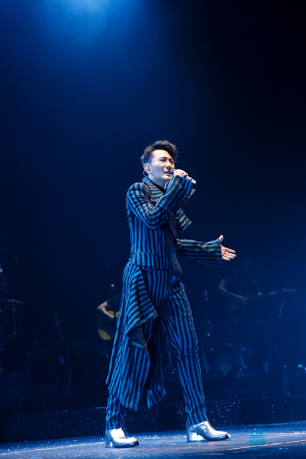 2023张信哲曲靖演唱会（12月16日）行程安排及购票指南