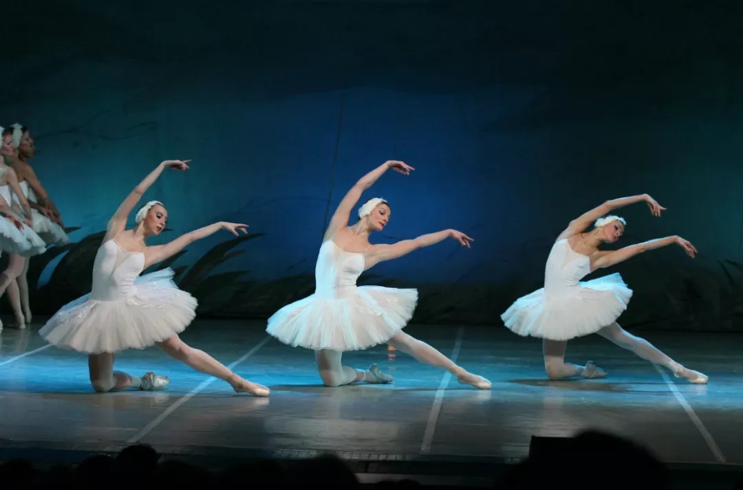 2023芭蕾舞剧《天鹅湖》宁波站（10月13日）（时间+场馆+订票）