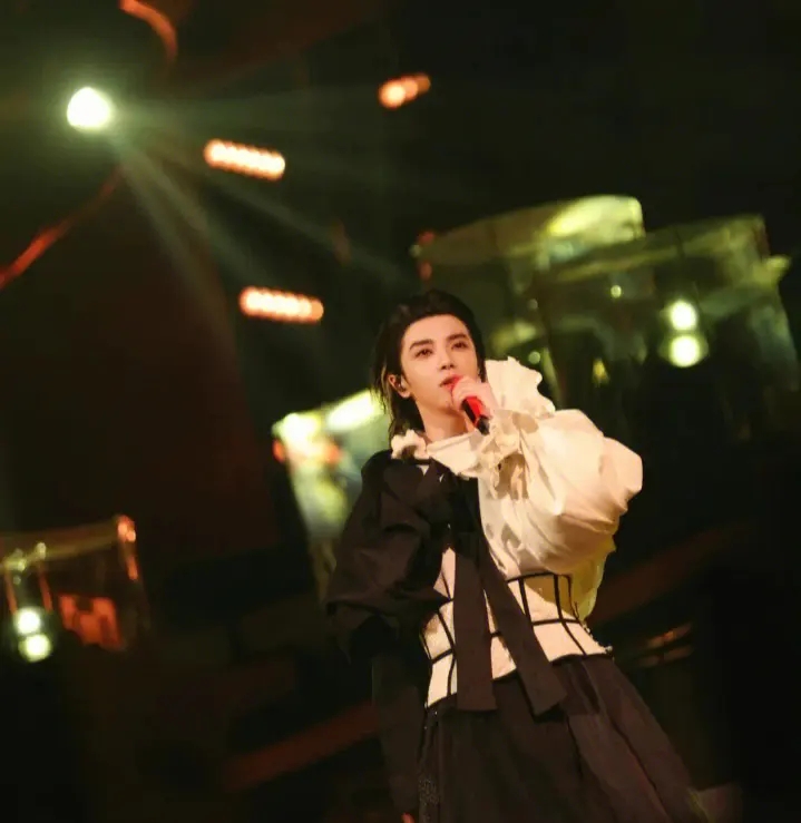 2023华晨宇上海演唱会（9月29日）行程安排以及购票指南