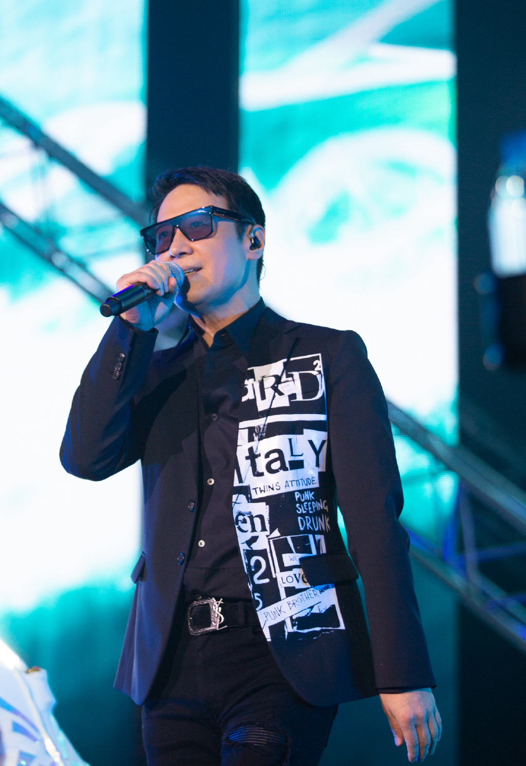 2023黎明香港演唱会(11月14-23日)什么时间开始售票? 2023黎明香港演唱会(11月14-23日)什么时间开始售票?