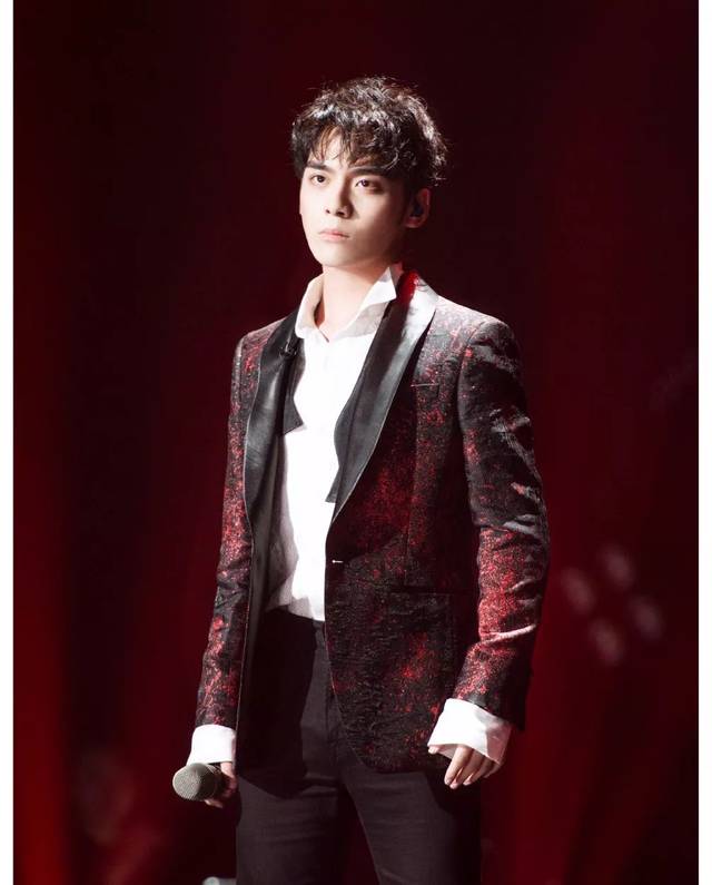 2023徐均朔南京演唱会(11月18日)演出详情(时间+地点+门票价格+购票地址) 2023徐均朔南京演唱会(11月18日)演出详情(时间+地点+门票价格+购票地址)