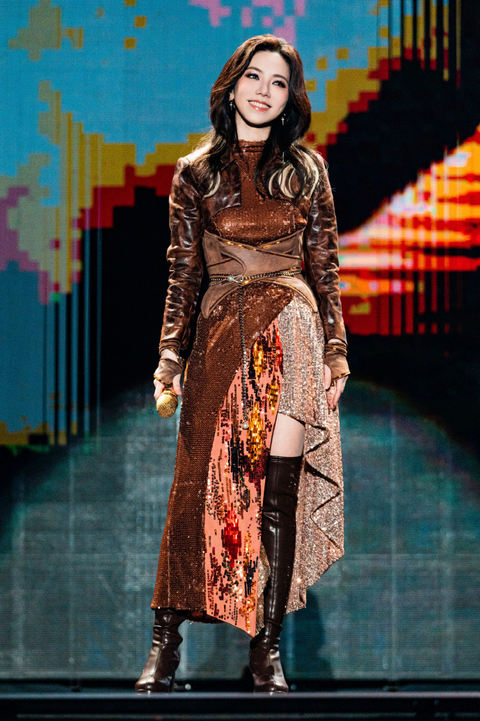 2026邓紫棋天津演唱会全攻略(时间+地点+门票购票+行程安排)